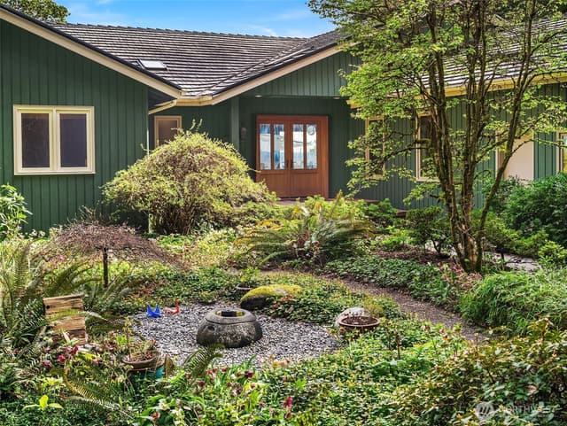 Property photo for 28302 97th Avenue SW, Vashon photo 3
