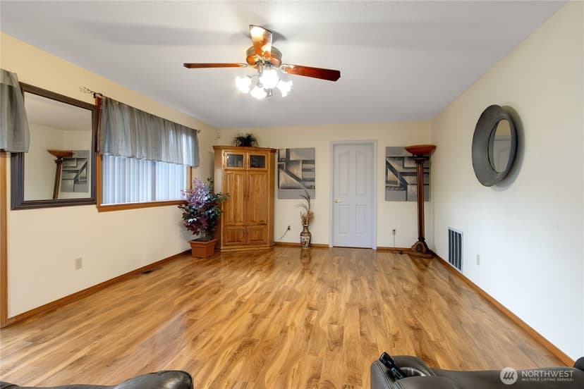 Property photo for 6314 75th Avenue Ct W, University Place photo 15