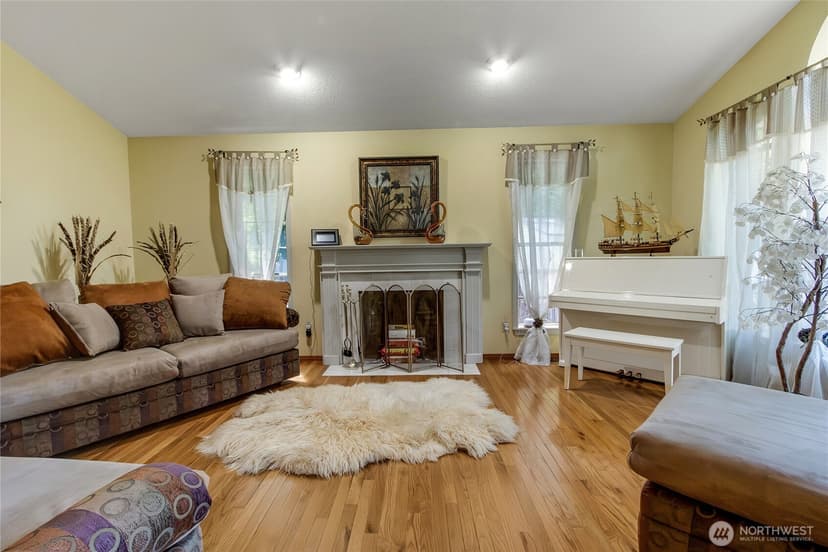 Property photo for 6314 75th Avenue Ct W, University Place photo 8
