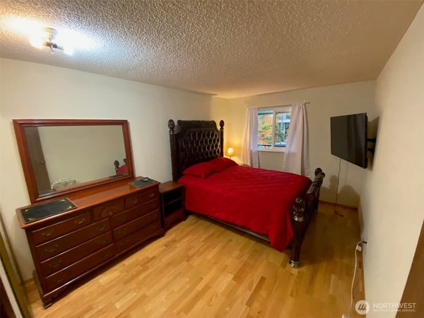 Property photo for 323 75th Street SE #B10, Everett photo 17