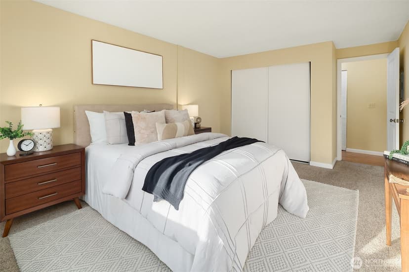 Property photo for 9416 1st Avenue NE #312, Seattle photo 16