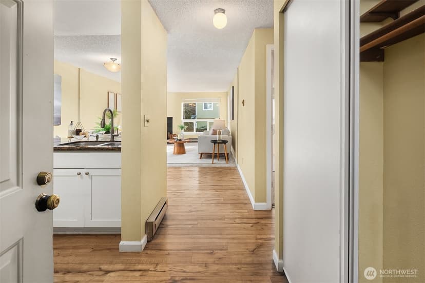 Property photo for 9416 1st Avenue NE #312, Seattle photo 14