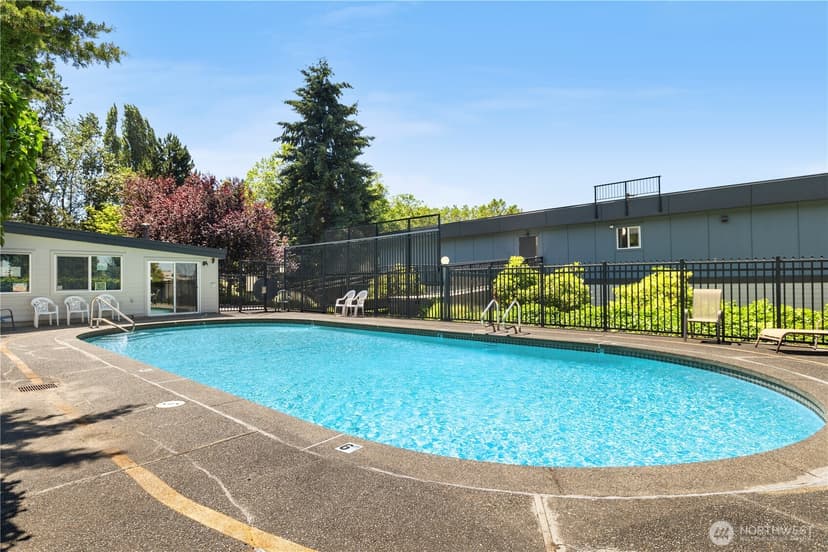 Property photo for 9416 1st Avenue NE #312, Seattle photo 25