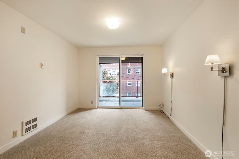 Property photo for 1700 Bellevue Avenue #301, Seattle photo 13