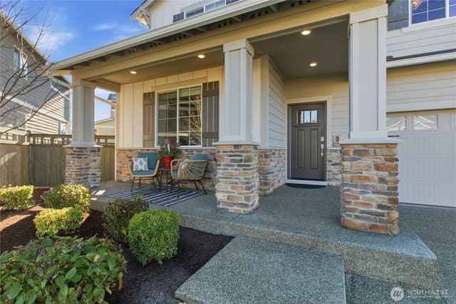 Property photo for 23655 Tahoma Place, Black Diamond photo 2