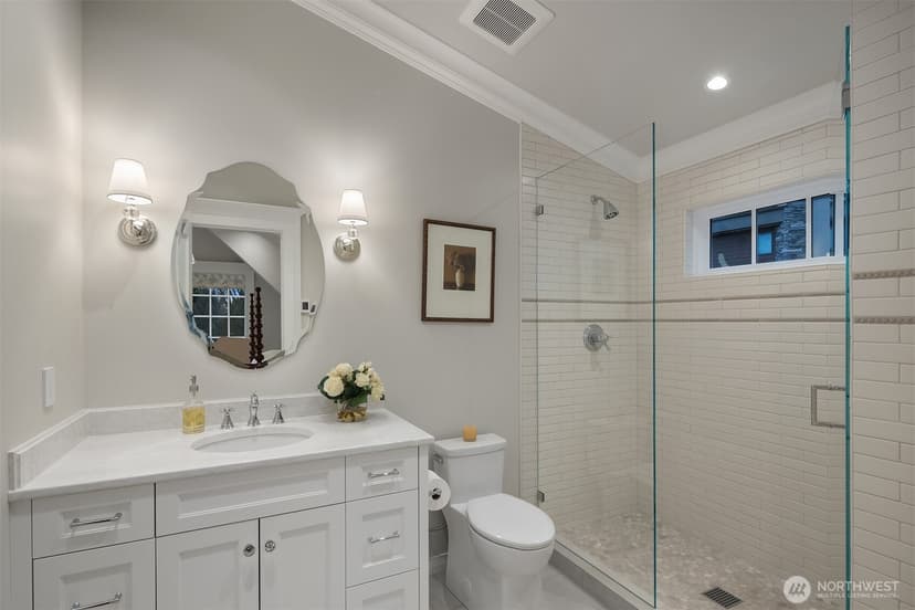Property photo for 1848 77th Avenue NE, Medina photo 24