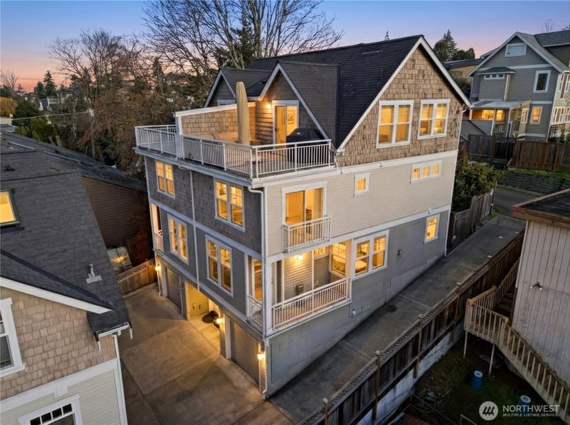 Property photo for 3020 14th Avenue W #B, Seattle photo 3