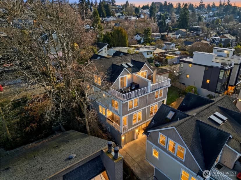 Property photo for 3020 14th Avenue W #B, Seattle