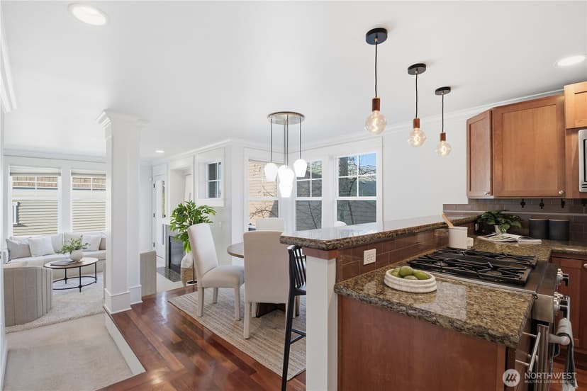 Property photo for 3020 14th Avenue W #B, Seattle photo 9
