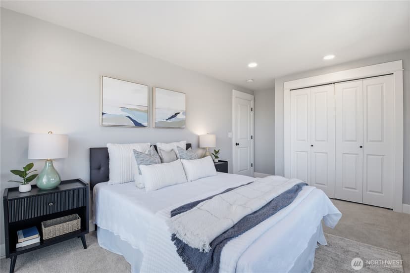Property photo for 3020 14th Avenue W #B, Seattle photo 17