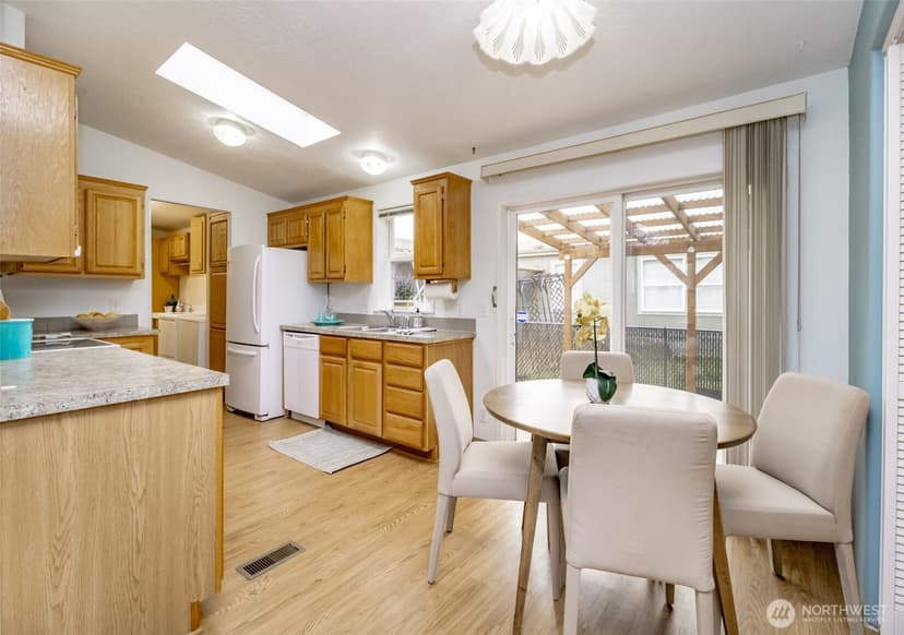 Property photo for 15208 124th Avenue Ct E #70, Puyallup photo 8
