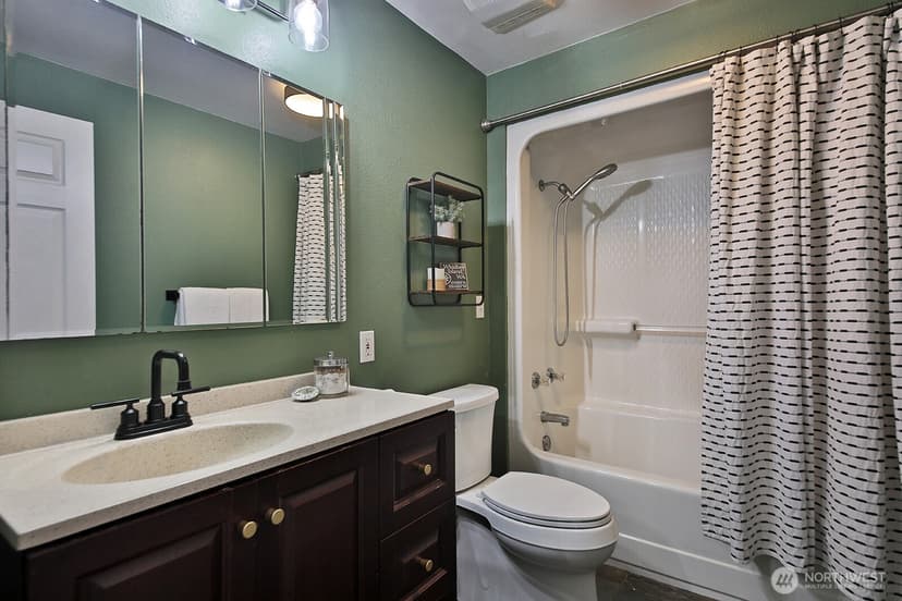 Property photo for 2857 Longhouse Lane, Clinton photo 13