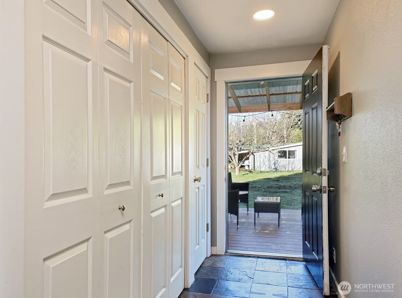 Property photo for 2857 Longhouse Lane, Clinton photo 16