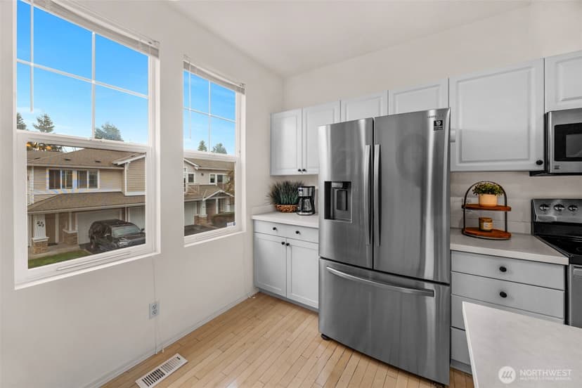 Property photo for 14007 69th Drive SE #M3, Snohomish photo 8