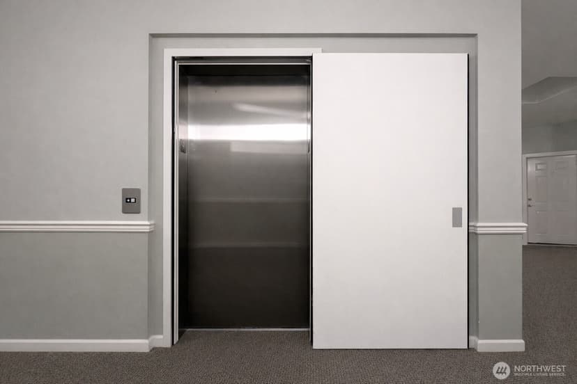 Property photo for 15000 Juanita Drive NE #403, Kenmore photo 30