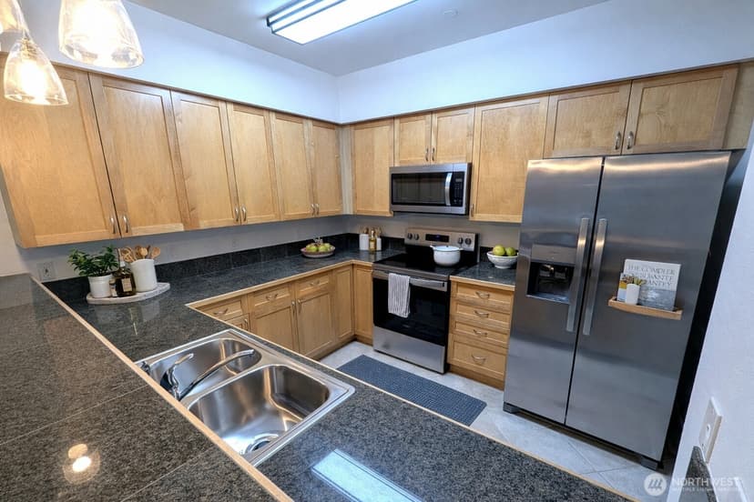 Property photo for 15000 Juanita Drive NE #403, Kenmore photo 13
