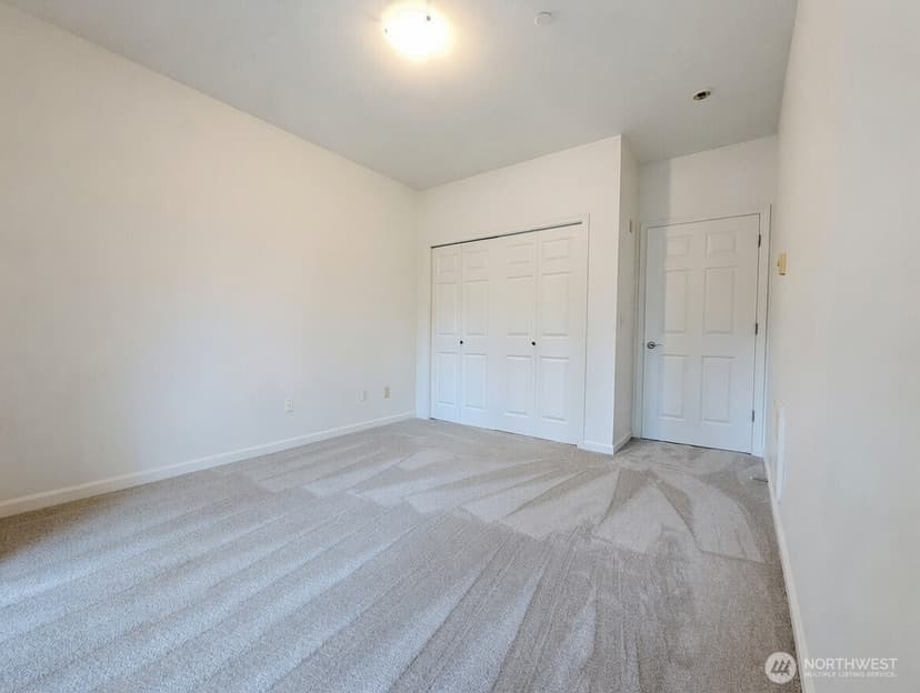 Property photo for 15000 Juanita Drive NE #403, Kenmore photo 22