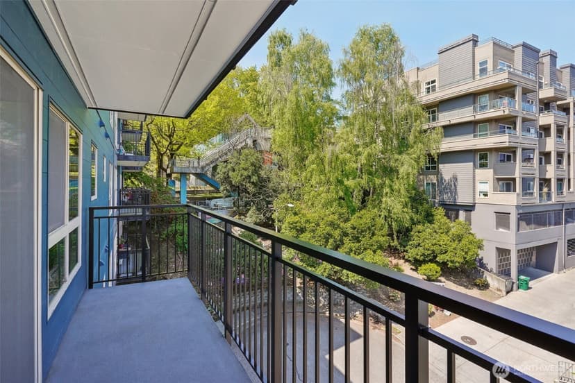 Property photo for 701 Galer Street #504, Seattle photo 6