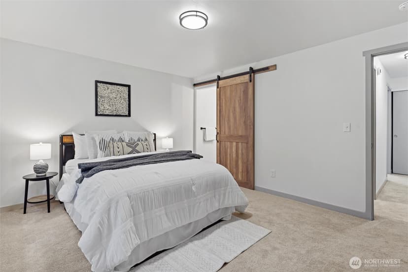 Property photo for 3022 254th Avenue SE, Sammamish photo 25