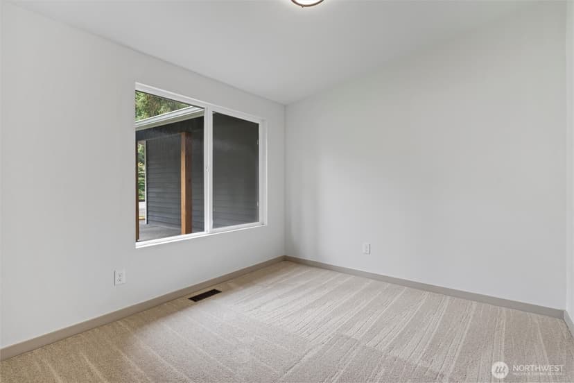 Property photo for 3022 254th Avenue SE, Sammamish photo 29