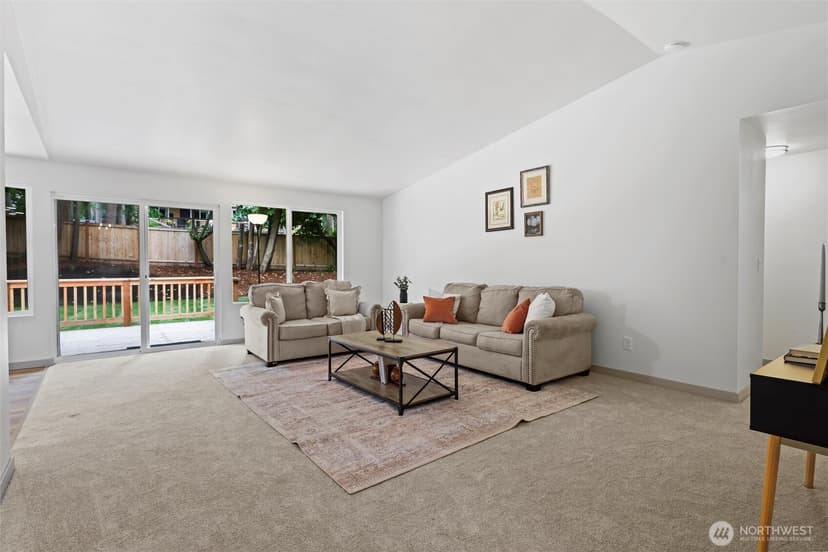Property photo for 3022 254th Avenue SE, Sammamish photo 12
