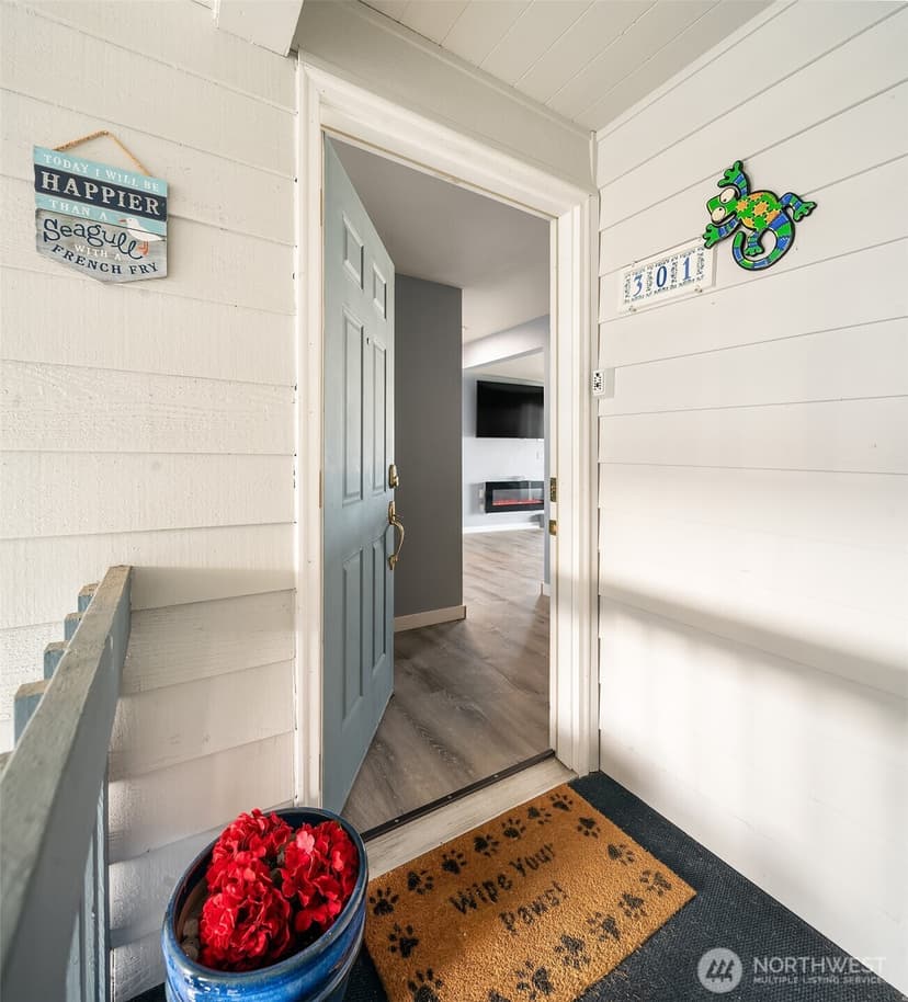 Property photo for 23003 Marine View Drive S #B301, Des Moines photo 3