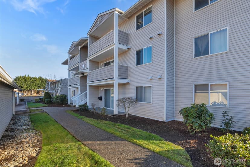 Property photo for 1001 W Casino Road #A303, Everett photo 21