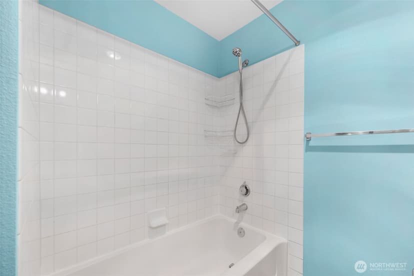 Property photo for 1001 W Casino Road #A303, Everett photo 17