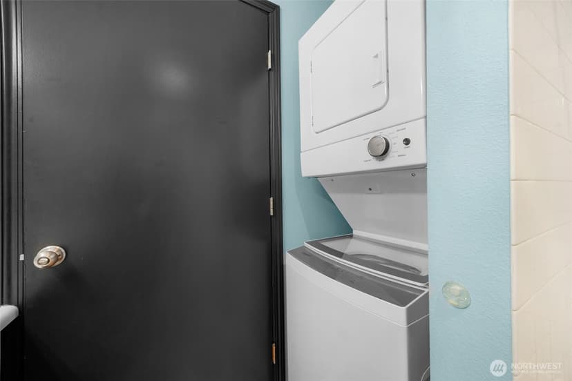 Property photo for 1001 W Casino Road #A303, Everett photo 18