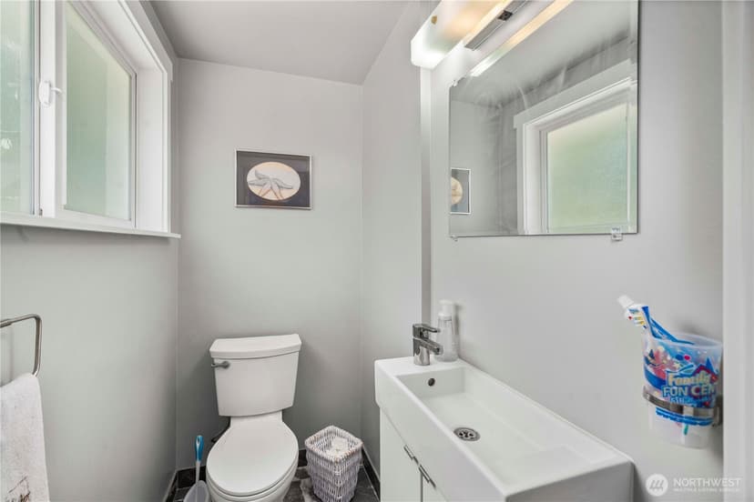 Property photo for 18201 Renton Maple Valley Road SE, Maple Valley photo 18