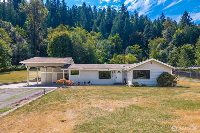Property photo for 18201 Renton Maple Valley Road SE, Maple Valley photo 3