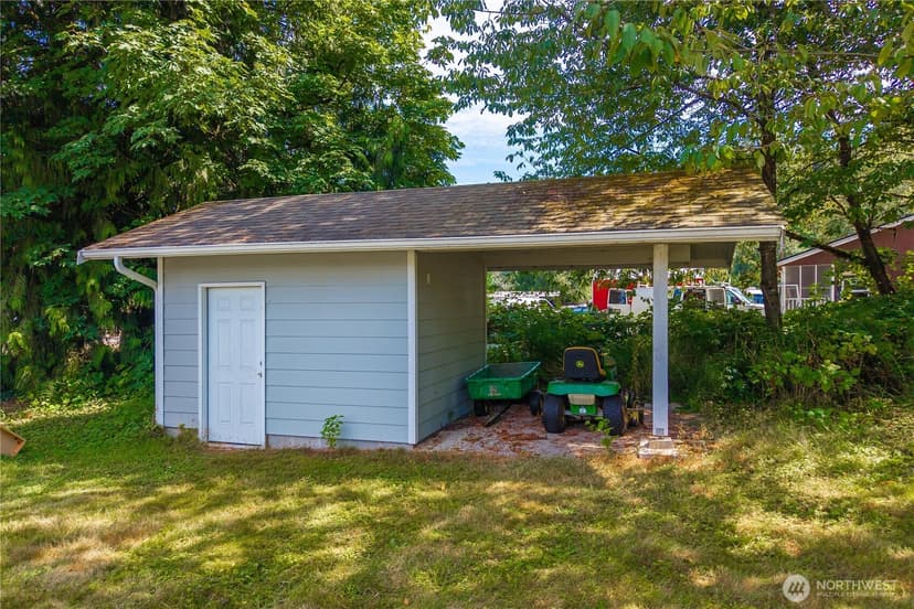Property photo for 18201 Renton Maple Valley Road SE, Maple Valley photo 25