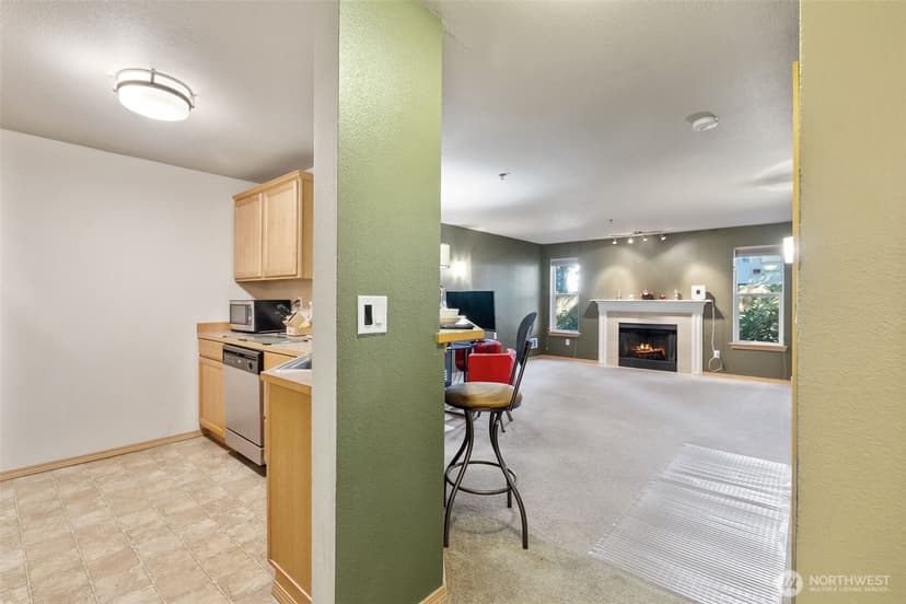 Property photo for 11527 Highway 99 #B103, Everett photo 13