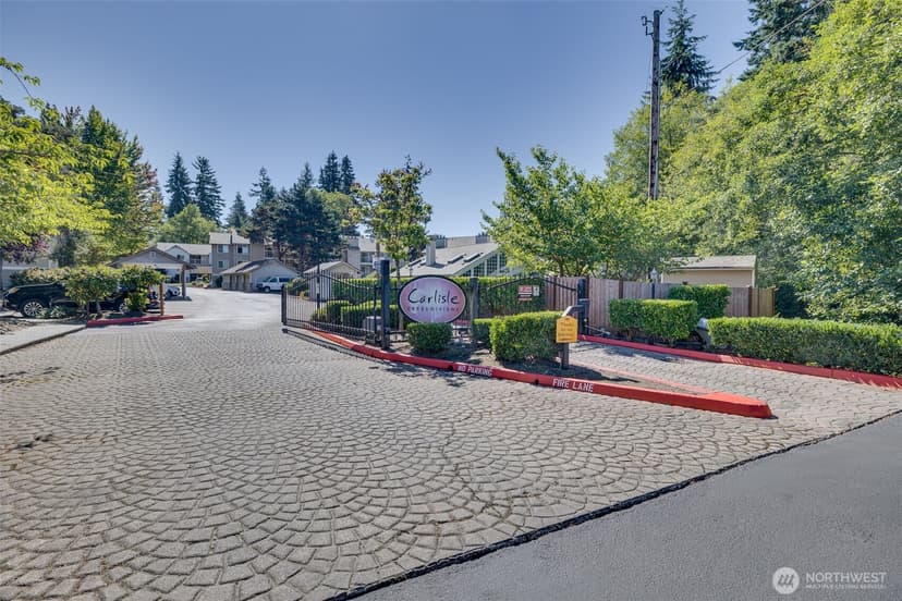 Property photo for 11527 Highway 99 #B103, Everett photo 24