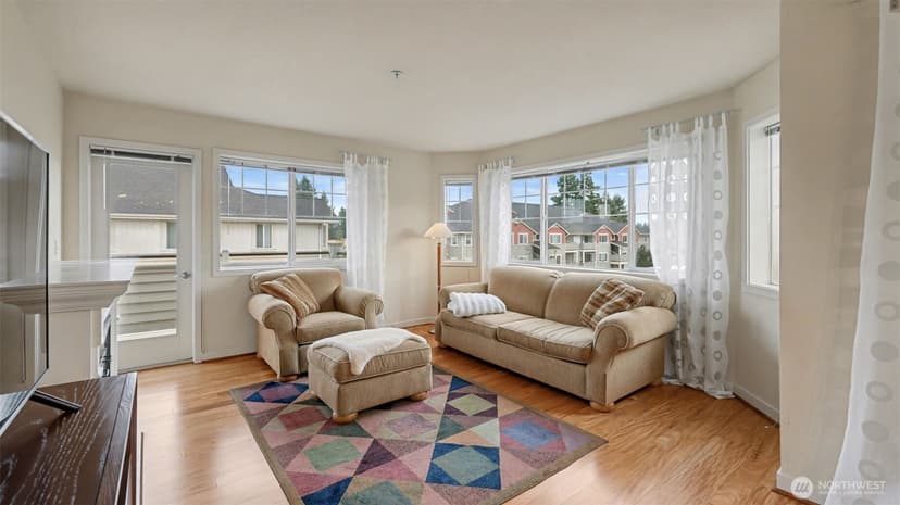 Property photo for 13211 97th Avenue E #301, Puyallup photo 9