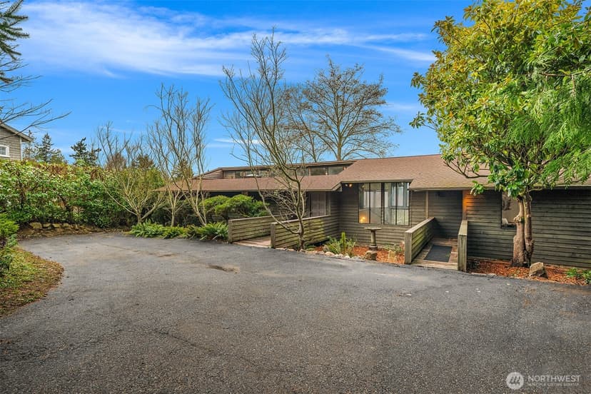 Property photo for 11519 Sea Breeze Avenue SW, Vashon photo 5