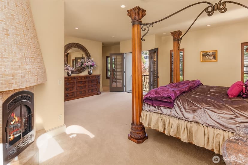 Property photo for 802 16th Avenue W, Kirkland photo 22