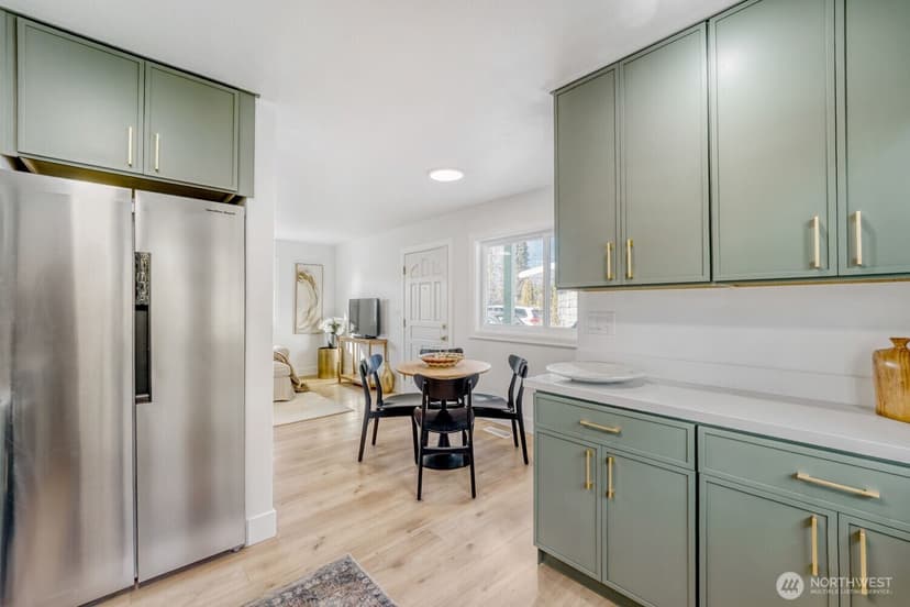 Property photo for 98056 768 Dayton Avenue NE, Renton photo 10