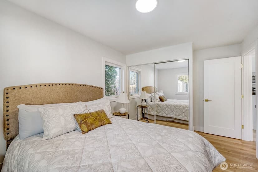 Property photo for 98056 768 Dayton Avenue NE, Renton photo 19