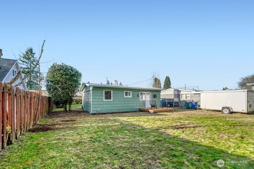 Property photo for 98056 768 Dayton Avenue NE, Renton photo 24