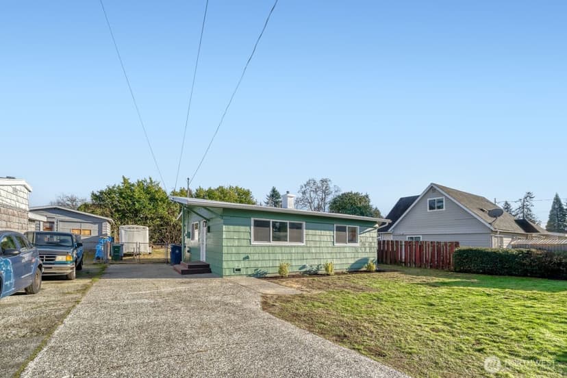 Property photo for 98056 768 Dayton Avenue NE, Renton