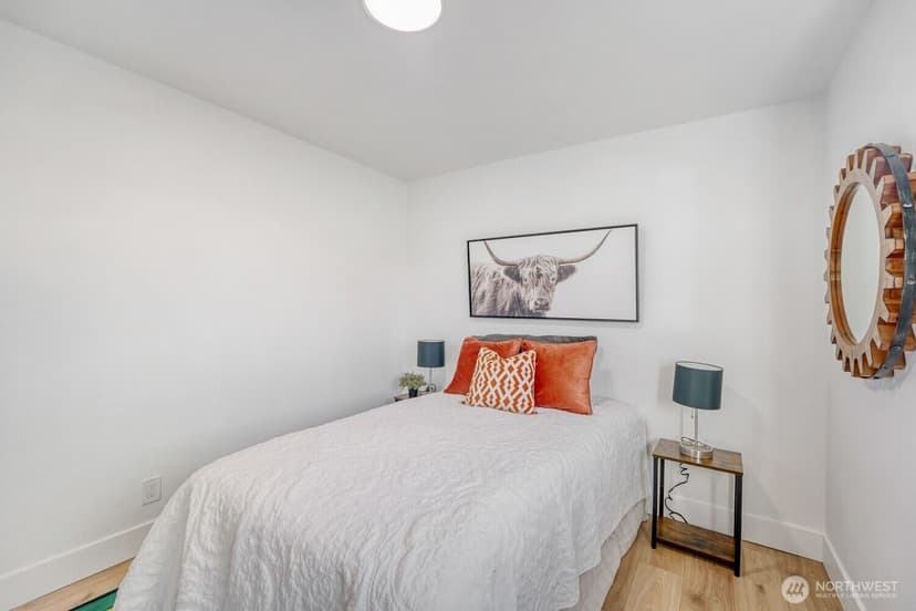 Property photo for 98056 768 Dayton Avenue NE, Renton photo 17