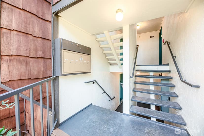 Property photo for 2316 NE 89th Street #2316, Seattle photo 5