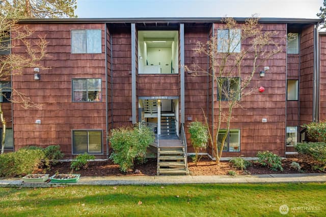 Property photo for 2316 NE 89th Street #2316, Seattle