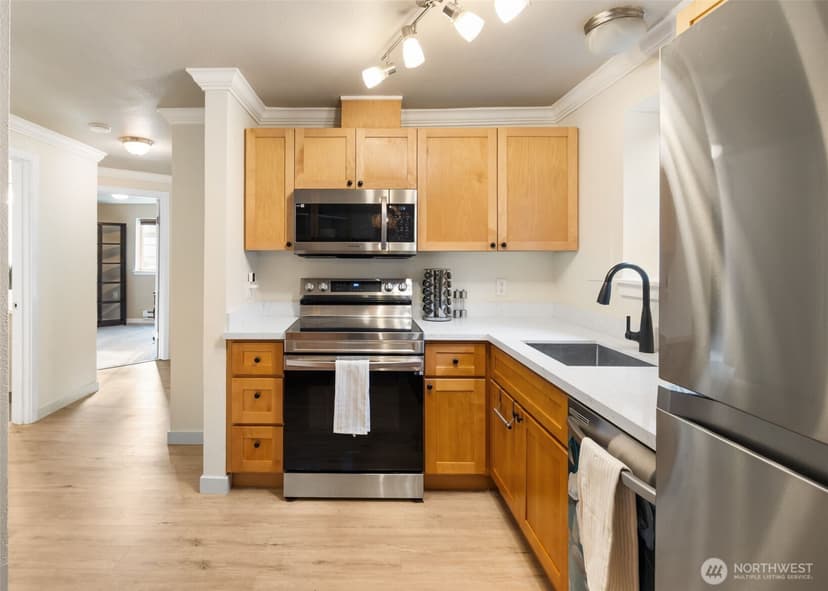 Property photo for 23410 18th Ave S #G101, Des Moines photo 7