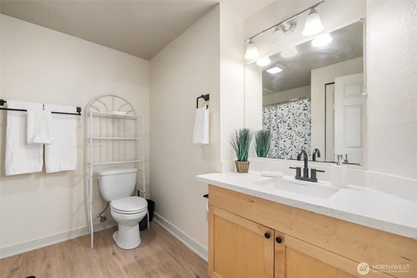 Property photo for 23410 18th Ave S #G101, Des Moines photo 9
