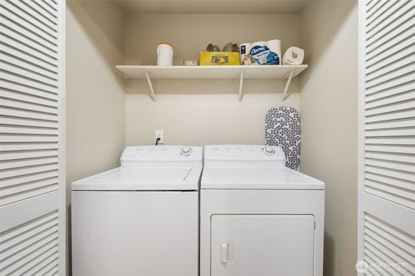 Property photo for 23410 18th Ave S #G101, Des Moines photo 16