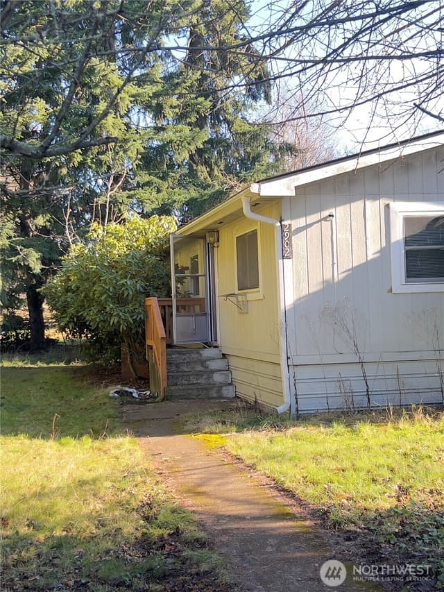 Property photo for 2902 B Street SE, Auburn photo 2