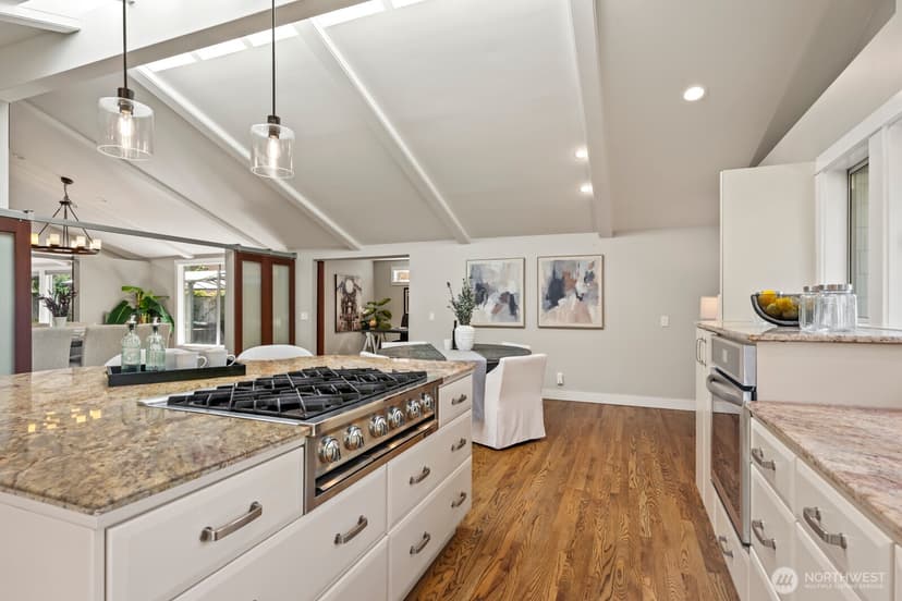 Property photo for 9712 50th Avenue SW, Seattle photo 14