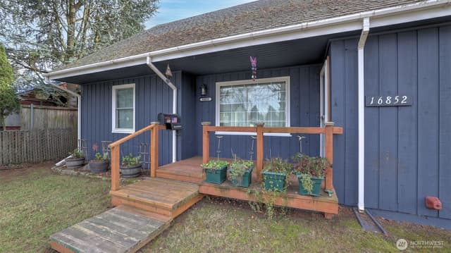 Property photo for 16852 35th Avenue S, SeaTac photo 4
